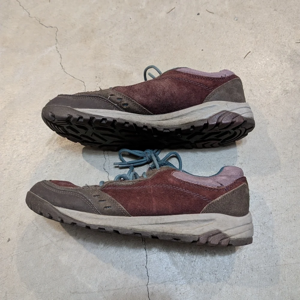 Patagonia Women's 8.5 Wine Tasting Performance Footwear Red